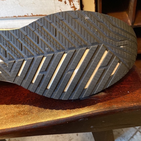 Brooks Bedlam 3 Men size  14 - Picture 10 of 11